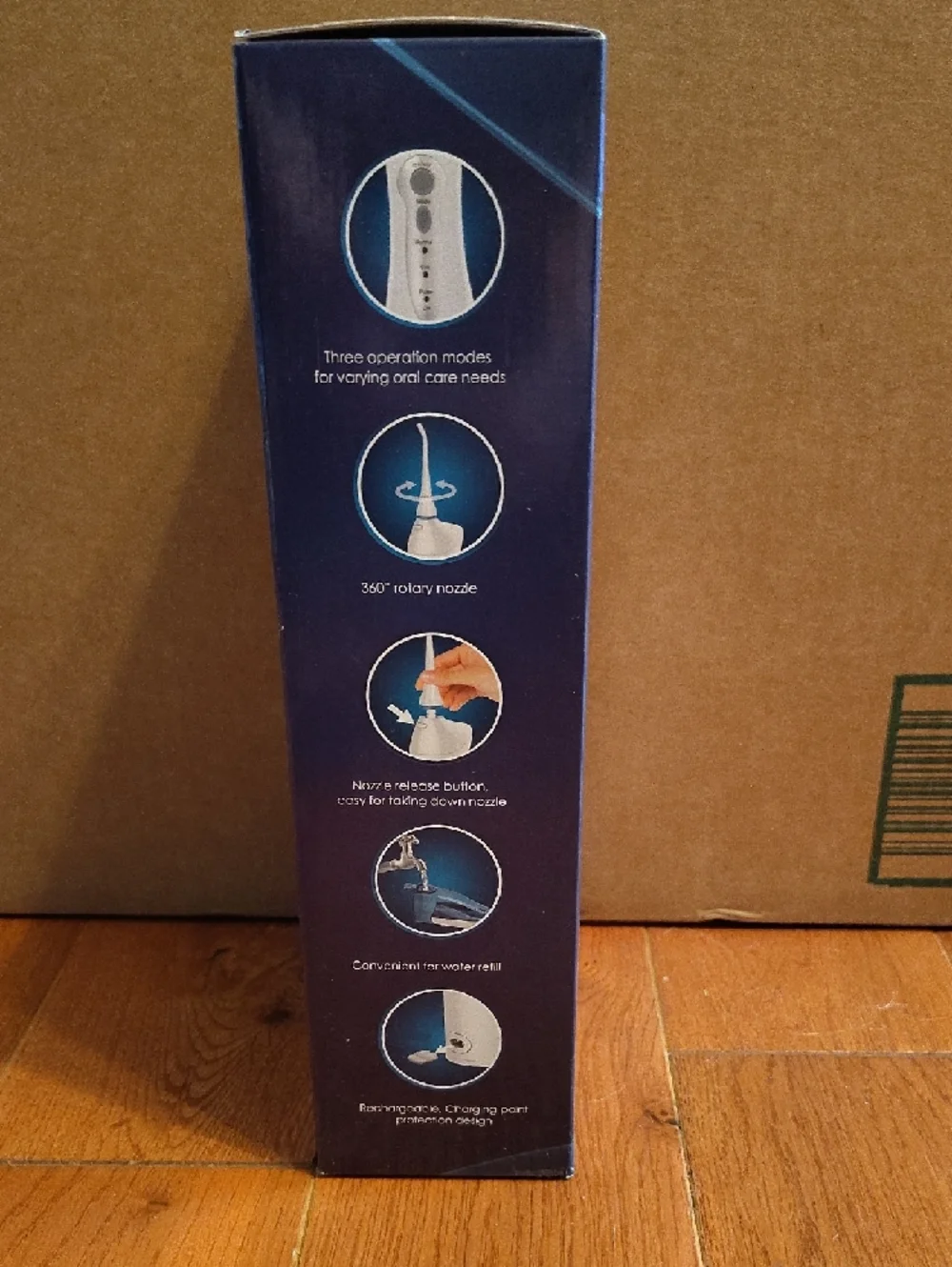 White Oral Irrigator HOC700 - Portable Water Flosser